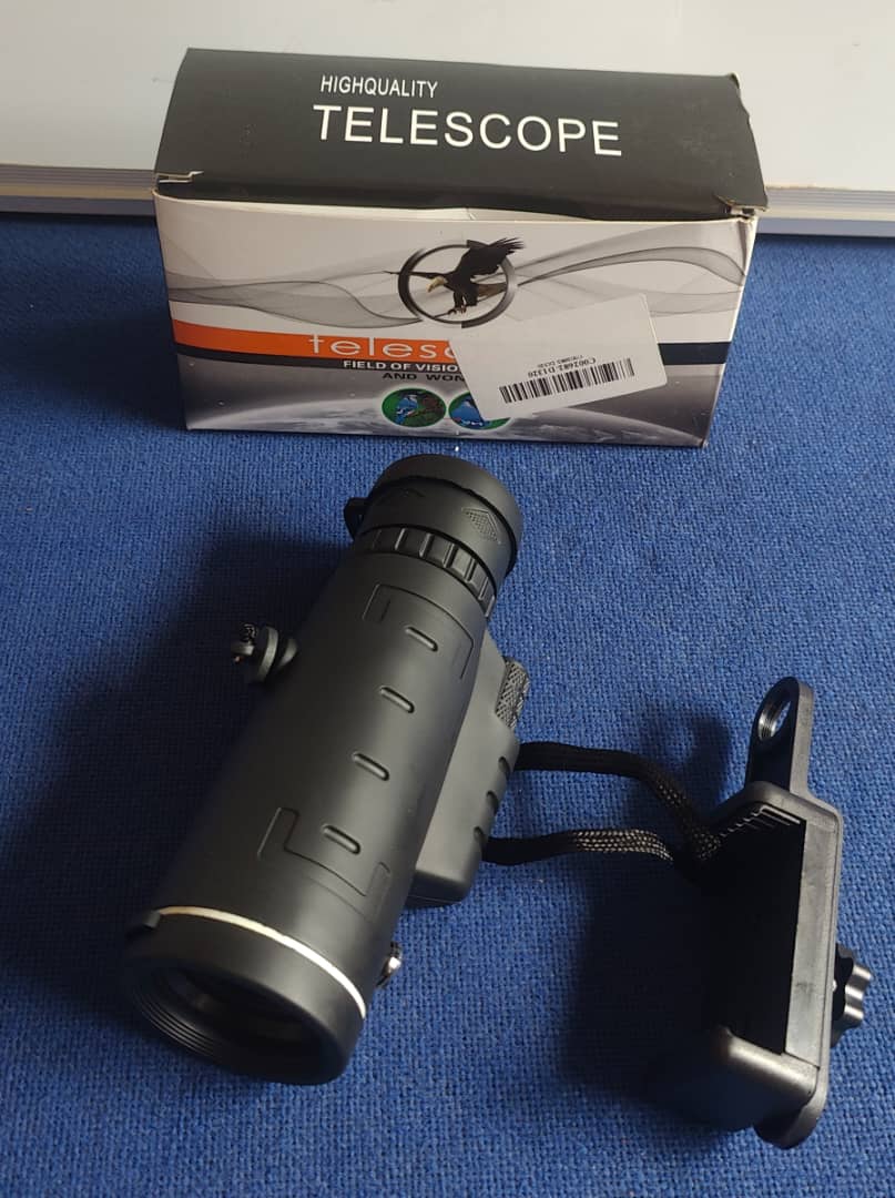 High Quality Monocular Telescope with Smartphone Mount Adapter